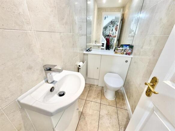 Downstairs Cloakroom & W.C.