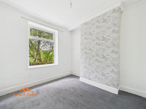 3 bed Terraced to rent Image 7