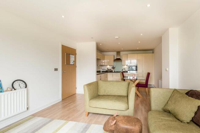 Open Plan Living/ Ki