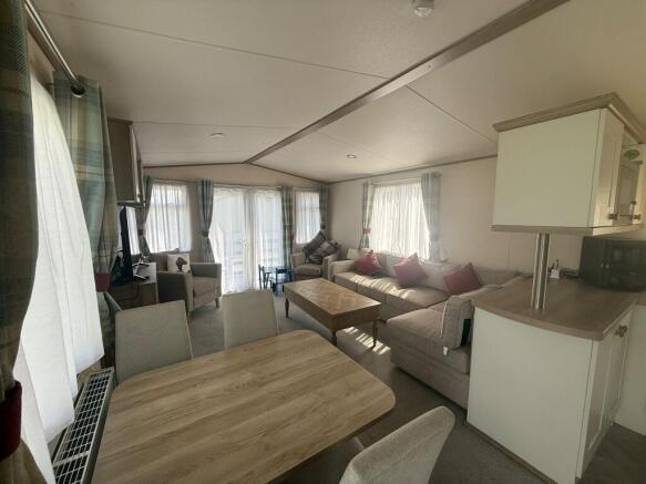 4 Lake View, Hall More Caravan Park, Hale, LA7 7BP photo 4