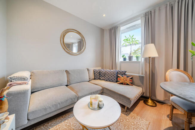 1383760-11-692820...