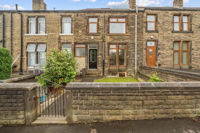 2 bed Terraced for sale in huddersfield
