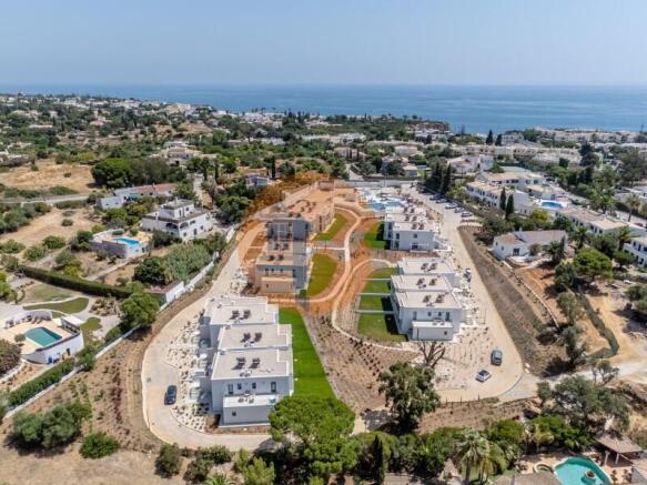 Condominium #PRIMELIFE #CARVOEIRO #PREMIUM #CASASDOSOTAVENTO