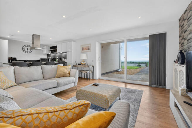 3 Beach View, Beach Road, Troon, KA10 6XQ photo 4