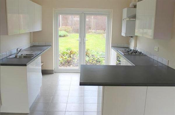 Kitchen/ Living Room