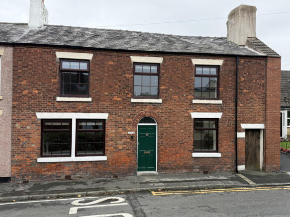 Four bedroom, end terrace