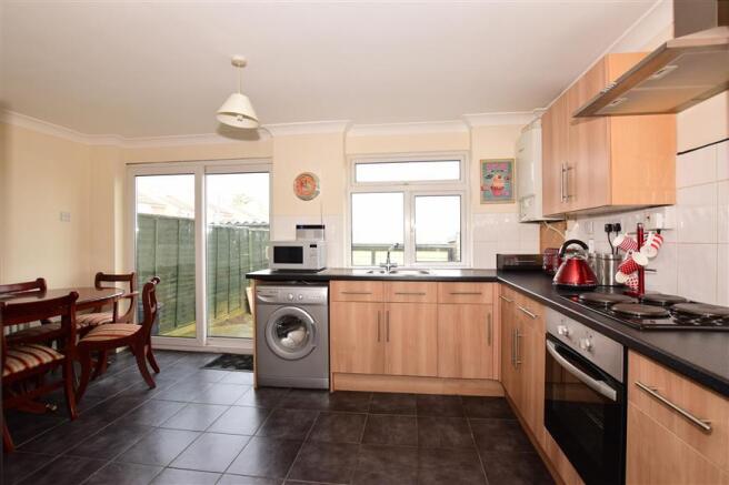 Kitchen/Dining Area