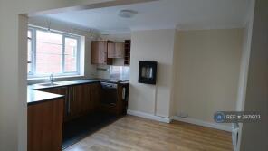Flat 3, King Georges Place, High Street, Maldon CM9 5BZ