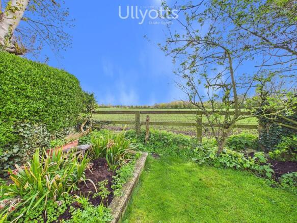 Garden and open v...
