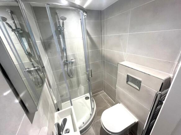 En-suite Bathroom