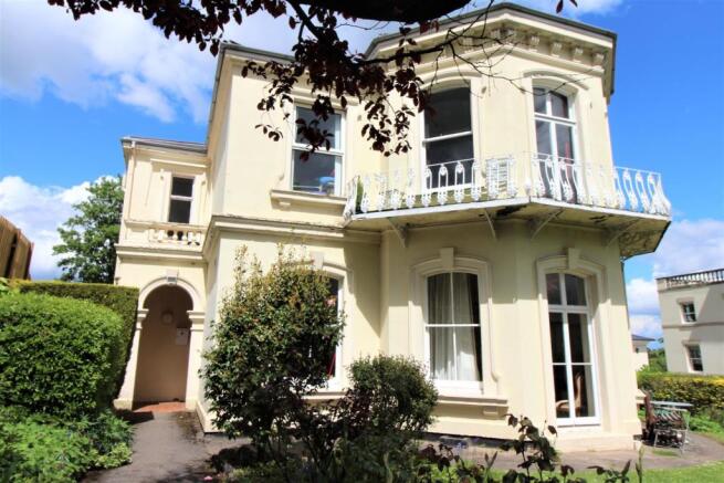 3 Shenstone - front.JPG