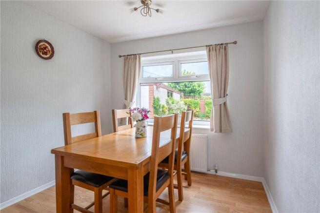 2 bed Bungalow for sale Image 10