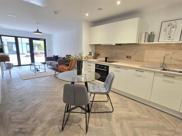 Kitchen/Dining/Lounge