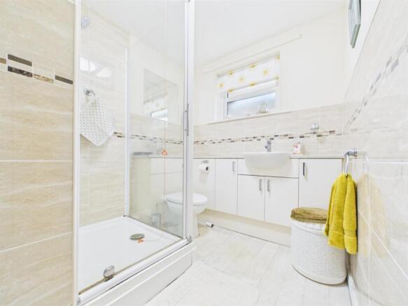 1 bed Retirement Property for sale Image 7