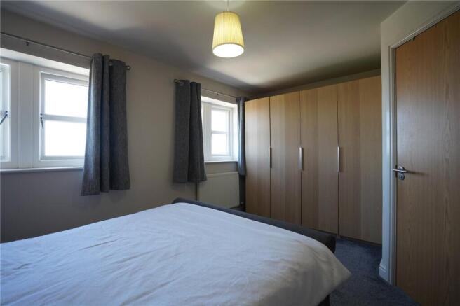4 bed Town House for sale Image 4
