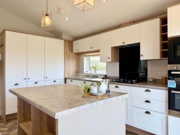 2 bed Lodge for sale Image 8