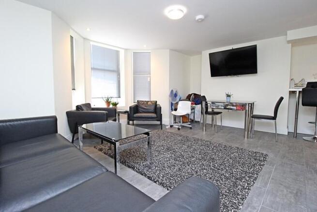 Lounge (2)_med