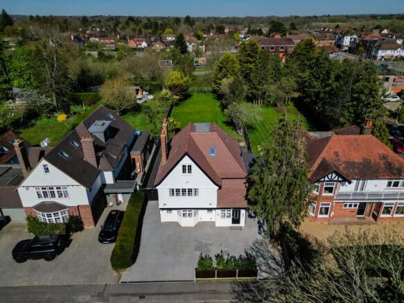 4 Bulstrode Way -...