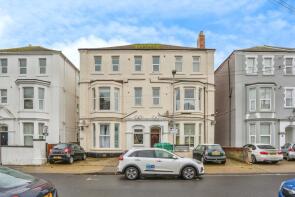 Flat 6, 23-25, St Andrews Road, Southsea PO5 1EP
