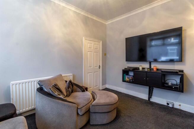 8449310-interior13-800.jpg
