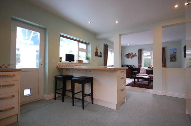 Kitchen/Breakfast Ro