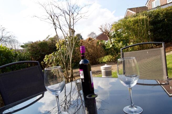 AL FRESCO DINING