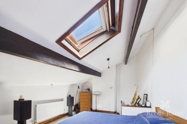 2 bed Terraced to rent Image 12