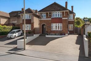100, Wrotham Road, Gravesend DA11 0QH