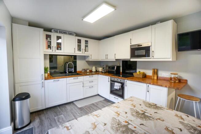 Family Dining Kitchen