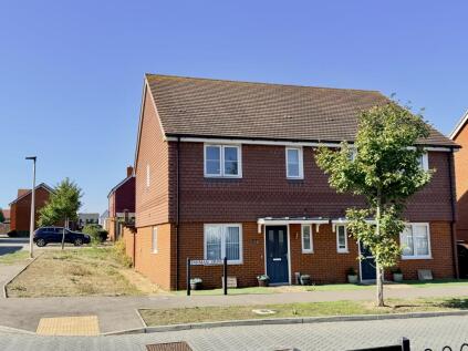 Farman Drive, Hoo, Rochester, ME3
