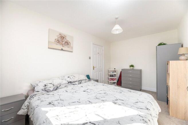 3 bed Semi-Detached for sale Image 10