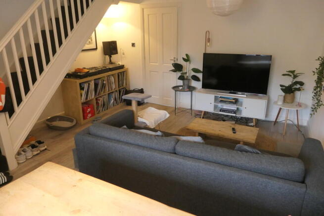 corkland98lounge1