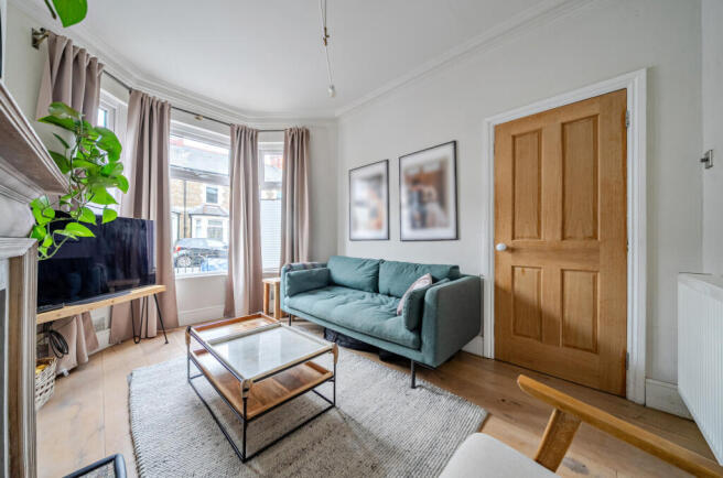 1416870-12-69a706...