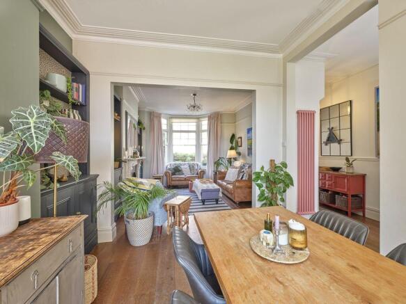 Sitting/Dining Room