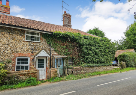 9 Dereham Road
Litcham, King's Lynn, PE32 2NU