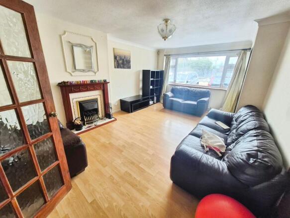 Byron Gardens, Tilbury, RM18 photo 4