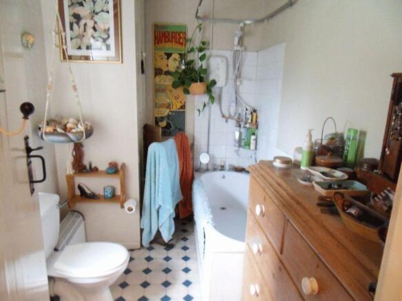 Photo 10