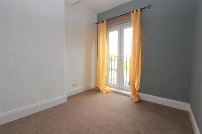Bedroom Rear.jpg