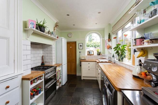 3 bed Terraced for sale Image 5