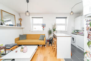 Flat 4, 88, Chatsworth Road, Hackney, London E5 0LS