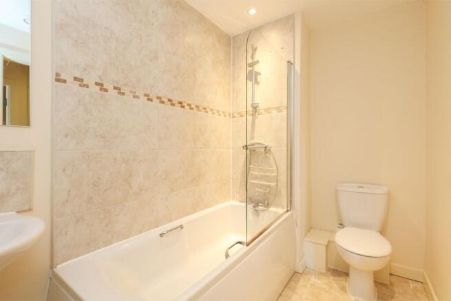 1 bed Flat to rent Image 5