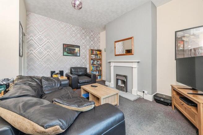1 bed Terraced for sale Image 5