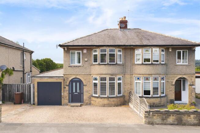 3 bed Semi-Detached for sale in otley