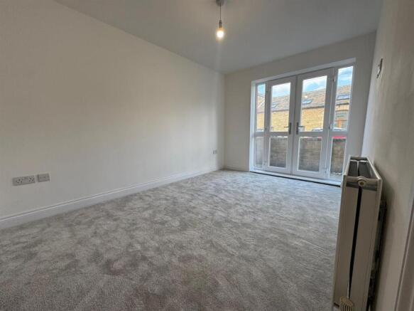 2 bed Apartment for sale Image 8