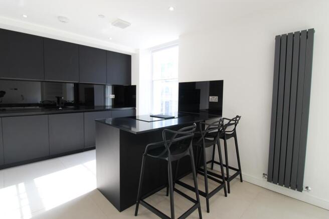 Kitchen alt