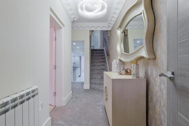 001-23 East Academy Street Wishaw, ML2 8BG.jpg