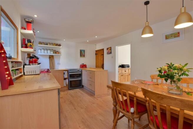 Kitchen/Breakfast Room