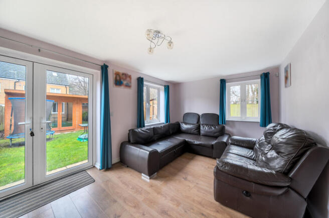 1404437-3-69775c4...