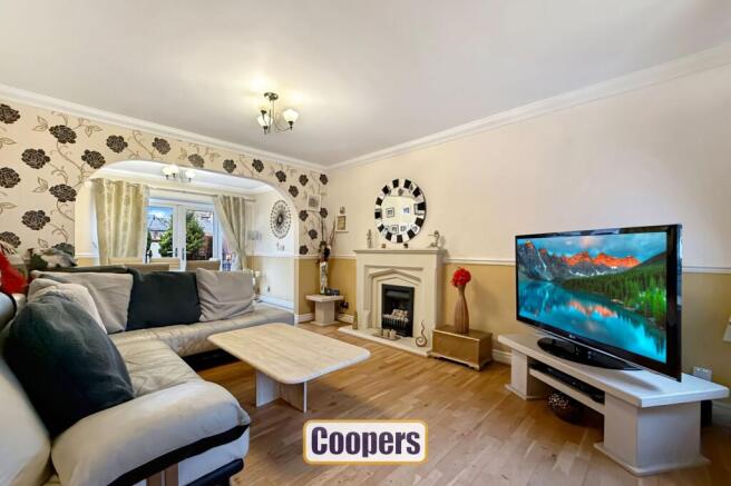 Open Plan Lounge/Dining Room