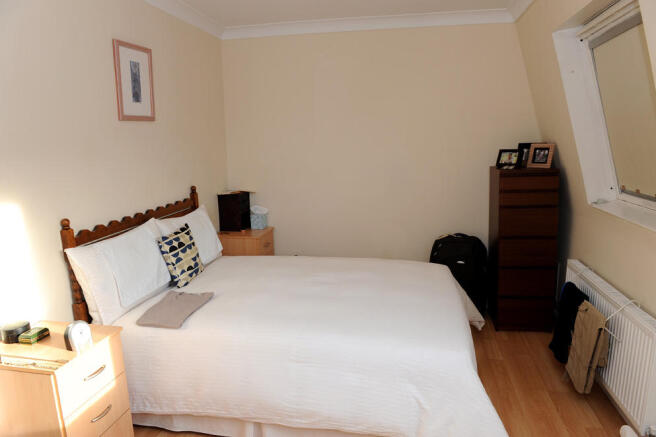 Single flat 1